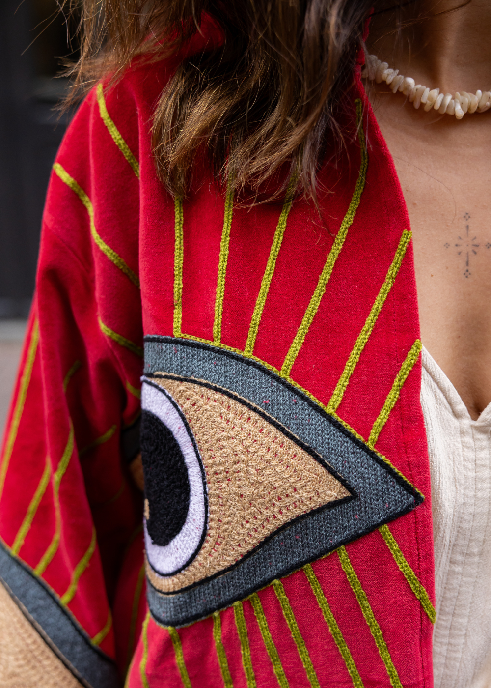 Have an eye on you - The Jacket